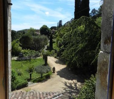 Saint-Sebastien-d'Aigrefeuille Bed & Breakfast | Le Mas des Sources