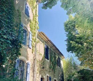 Saint-Sebastien-d'Aigrefeuille Bed & Breakfast | Le Mas des Sources