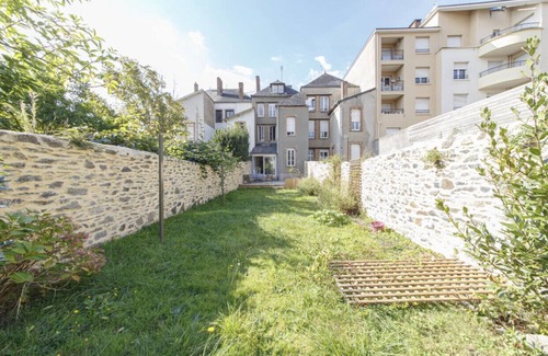 Laval Apartment | Le Garden - Wifi - Jardin - Gare