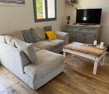 Le Vigeant House | Le Gite No 2