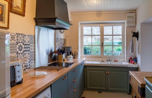 Chiddes House | Le Glaude by Interhome