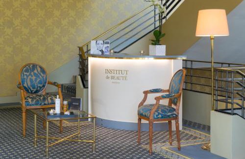 Divonne-les-Bains Hotel | Le Grand Hôtel - Domaine De Divonne