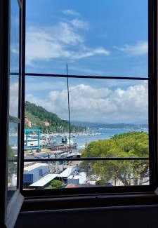 Le Grazie Apartment | Le Grazie by The Sea, Beachfront with elevator