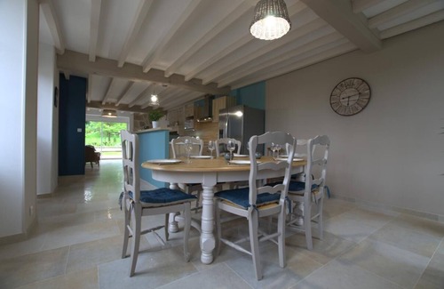 Balnot-sur-Laignes House | Le Jardin Sainte Anne