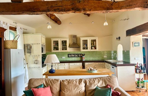Laurac Villa | Le Jardin Secret - Four Bedroom Villa, Sleeps 8