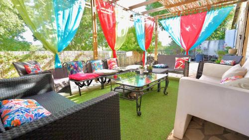 Grabels House | Le Jardin Suspendu Gîte avec piscine et jacuzzi pour 15 personnes
