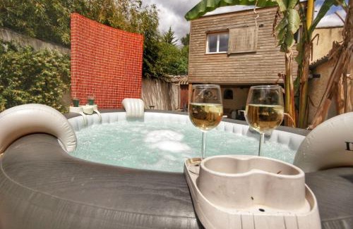 Grabels House | Le Jardin Suspendu Gîte avec piscine et jacuzzi pour 15 personnes