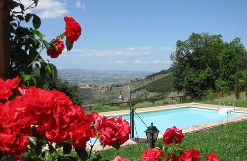 Bovara Apartment | Le Logge di Silvignano - Apartment Loggiato I - Private XV Century Loggia - Pool