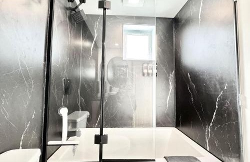 Ste. Foy Apartment | Le Luxueux 2