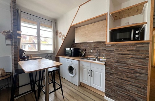 Calais City Center Apartment | le Marin comfortable studio