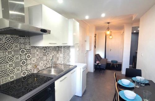 Secteur 3 Apartment | Le Meney