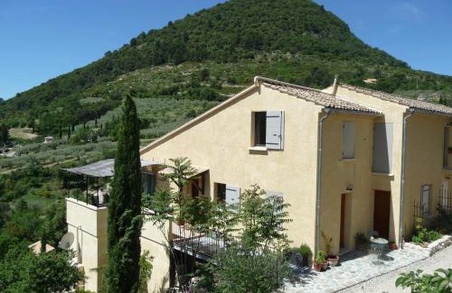 Aubres House | Le Mille Fleurs