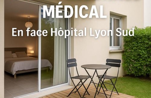 Pierre-Benite Apartment | Le Monstera Hopitaux Lyon Sud Métro B Moyenne et longue durée