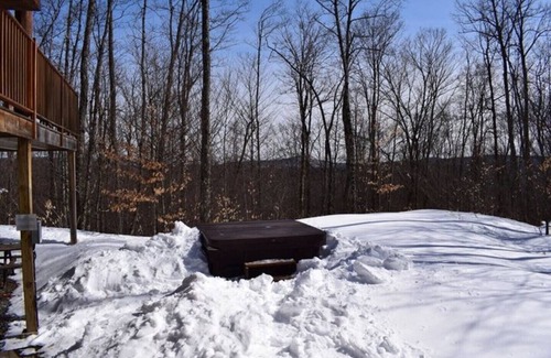 Labelle House | Le montagnard #057; Majestic log home in the wood and only 20 minutes from Mont-Tremblant