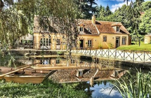 Mezilles Bed & Breakfast | Le Moulin de Corneil