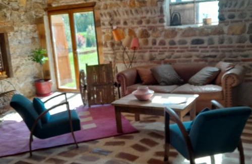 Saint-Denis-les-Bourg House | Le Moulin de Chamambard