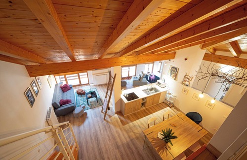Comano Terme Apartment | LE MUSE COMANO TERME HOLIDAY PENTHOUSE