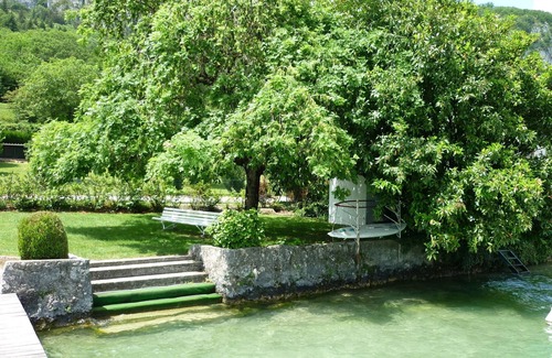 Bredannaz Apartment | Le Nid du Lac, Appartement au Bord du lac Avec vue lac et Plage Privée