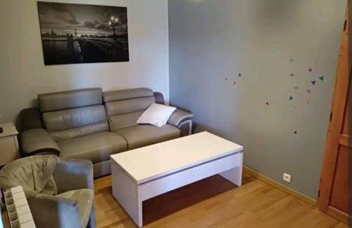 Clairvaux-les-Lacs Apartment | Le nid près du lac