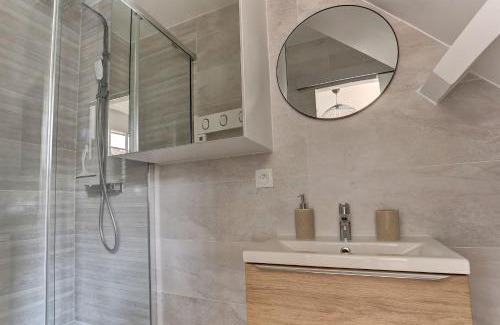 Bois-d'Arcy Apartment | Le Normand- Bois d'arcy