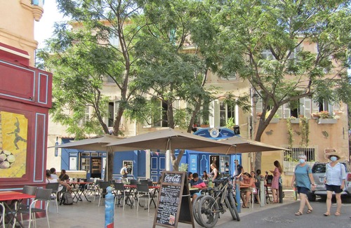 Quartier du Panier Apartment | Le Panier, Gîte en ville du 46