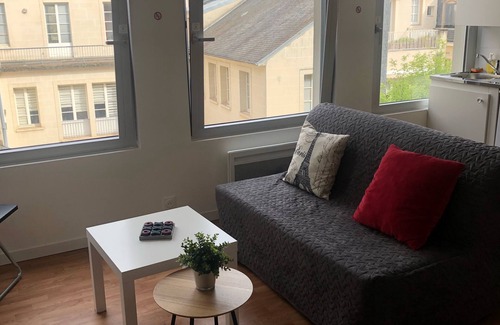 Centre Ancien Apartment | ❤️ LE PARISIEN 🛎️ HYPER CENTER ☀️ FIBER WIFI ⛱️ JERGWELOH