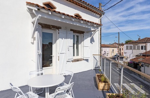 Albi Apartment | Le Passage - bright apartment with terrace