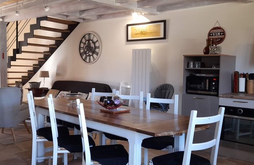 Teyssieu House | Le Pech de Clédy140m², 2 bathrooms, heated pool, wifi, pets allowed, all inclusive