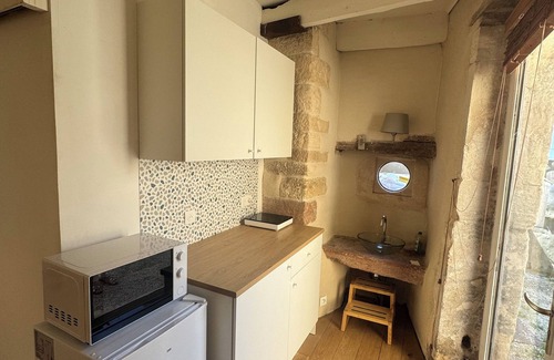 Givry Apartment | Le petit Atelier, heart of Givry