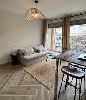 Faubourg North Apartment | Le petit Baudelaire