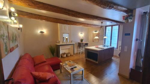 Lezignan-la-Cebe Apartment | Le Petit Cocon