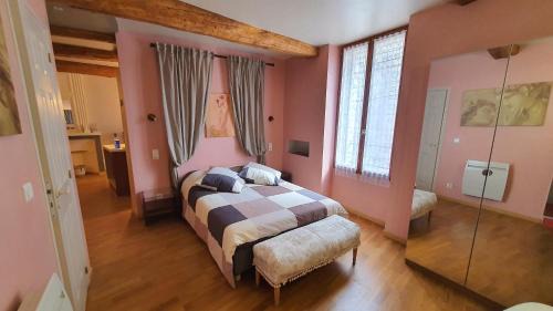 Lezignan-la-Cebe Apartment | Le Petit Cocon