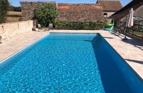 Brigueil-le-Chantre Apartment | Le Petit Donjon at Chateau Mareuil