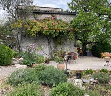 Vogue Bed & Breakfast | Le petit Mas