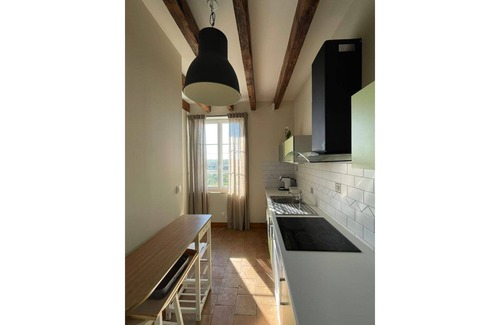 Vouvray House | Le Petit Nice Charming semi-troglodyte house.