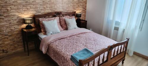 Carhaix-Plouguer Apartment | Le Petit Recoin