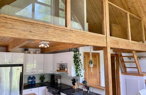 Donnacona Ski Chalet | Le Petit Renard | Riverfront cottage