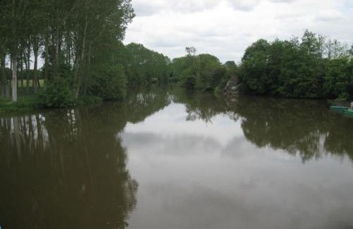 Moitron-sur-Sarthe Bed & Breakfast | Le Petitepinay Chambres et Gîte