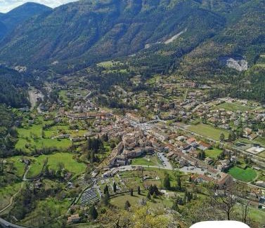 Annot House | Le Pré Martin, gîte de chalets