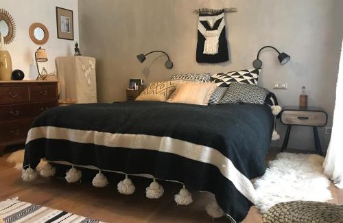 Chasnay Bed & Breakfast | LE PRESBYTERE