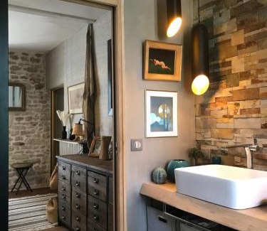 Chasnay Bed & Breakfast | LE PRESBYTERE