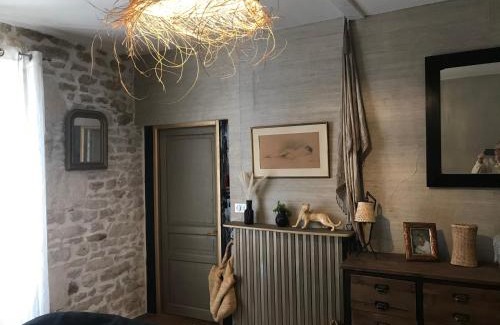 Chasnay Bed & Breakfast | LE PRESBYTERE