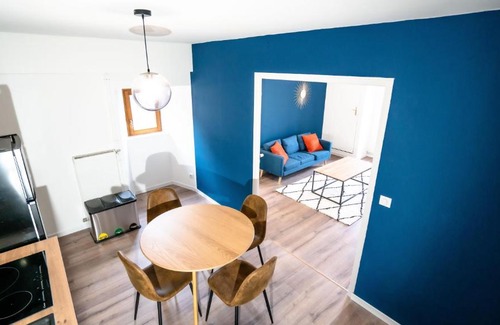 Luxeuil-les-Bains Apartment | * Le Rétro : hyper centre*