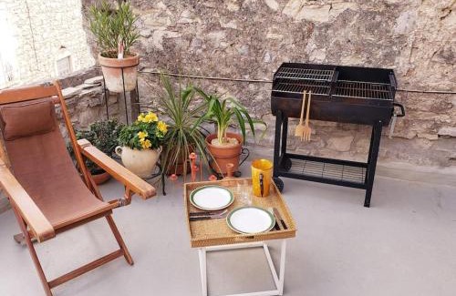 Marsanne Apartment | Le refuge du Marquis : Agréable T3 avec terrasse