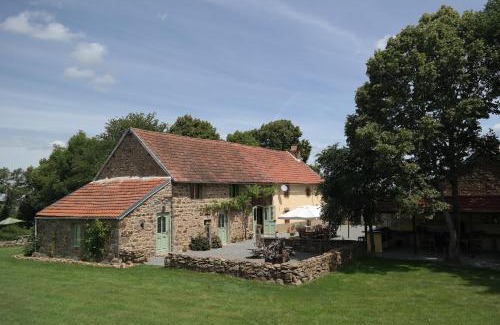 Virlet Bed & Breakfast | Le Relais des Eléphants Colorés