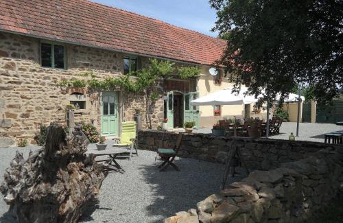 Virlet Bed & Breakfast | Le Relais des Eléphants Colorés