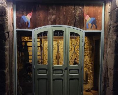 Virlet Bed & Breakfast | Le Relais des Eléphants Colorés
