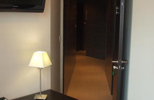 Saint-Quentin-les-Anges Hotel | Le Relais