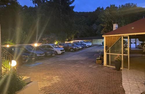 Boulazac-Isle-Manoire Hotel | Le Relax