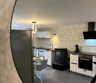 Rolampont House | Le repos du voyageur
